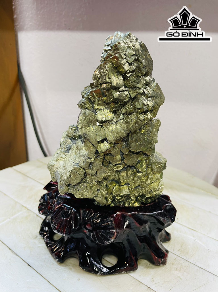 Vàng Găm Tinh Thể Đá Pyrite Cao 20 Ngang 12 (cm) 2,5kg