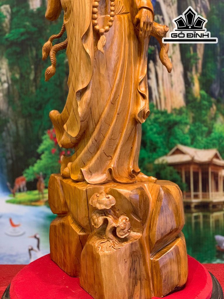 tuong-dat-ma-su-to-go-ngoc-am-cao-103-ngang-45-sau-32-cm-435031