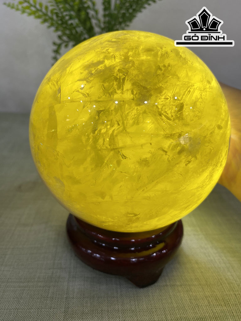 Bi Cầu Đá Thạch Anh Vàng Đường Kính Hạt 10,5 (cm) 1,8kg