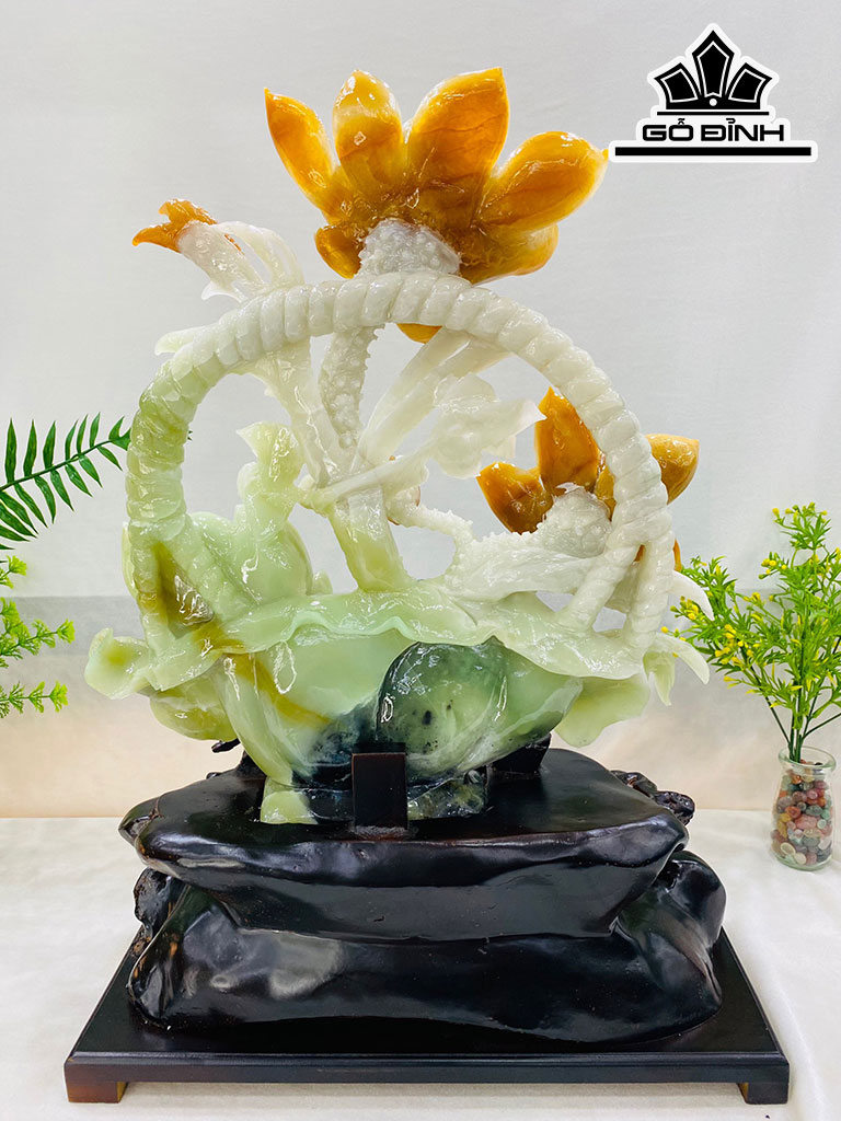 Liên Hoa Cát Tường Đá Serpentine  Cao 56 Ngang 37 Sâu 7 (cm) Riêng Đá Cao 56 (cm)