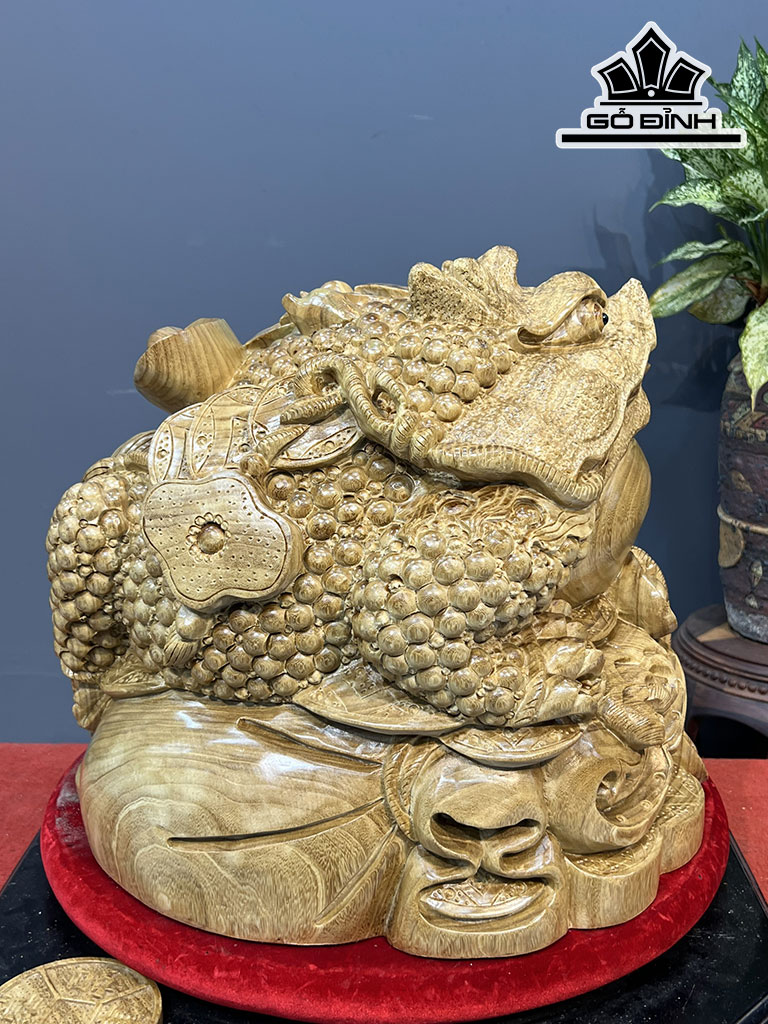 tuong-thiem-thu-go-cam-vang-cao-40-ngang-46-sau-46-cm-435525