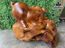 tuong-heo-mau-tu-tai-loc-go-huong-cao-56-ngang-70-sau-50-cm-435808