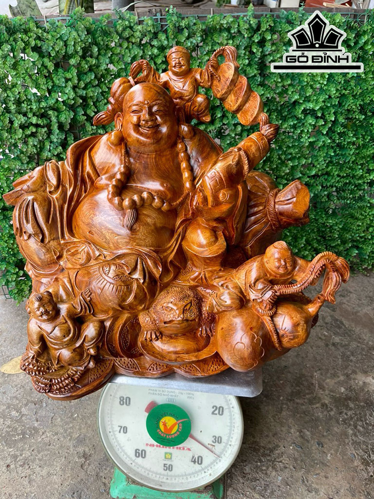 tuong-phat-di-lac-tam-phuc-go-huong-cao-42-ngang-55-sau-42-cm-435849