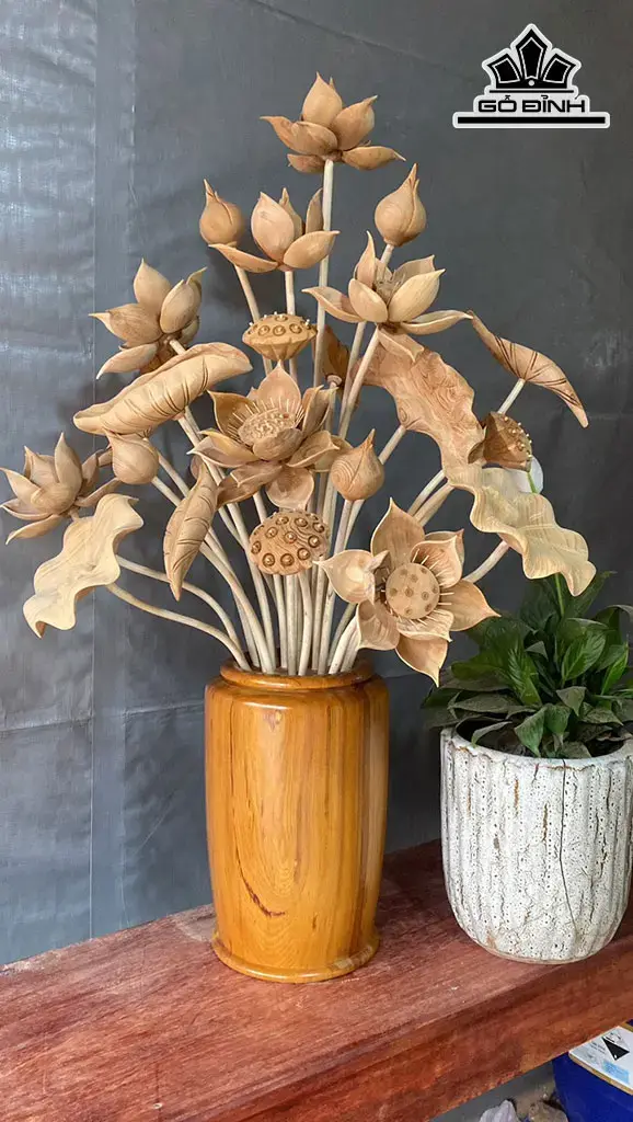 binh-hoa-sen-25-bong-go-ngoc-am-cao-90-ngang-60-sau-50-cm-435984