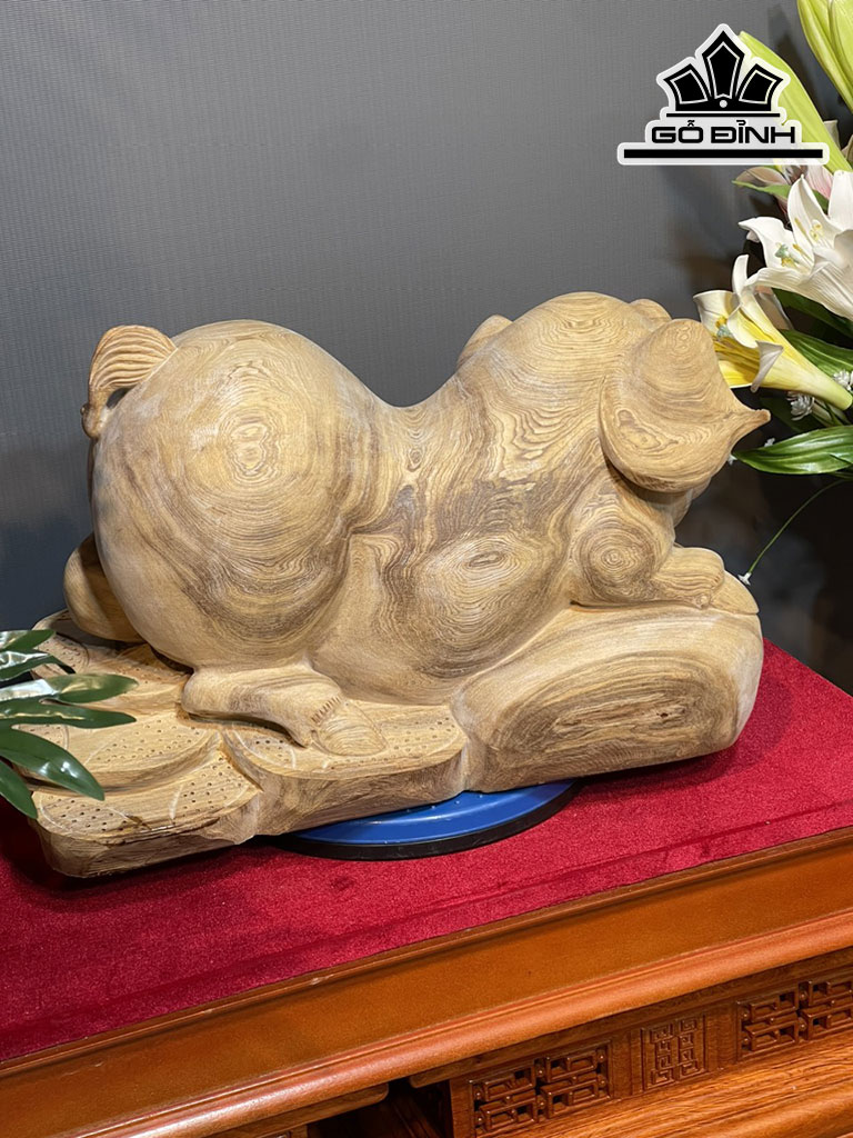 tuong-heo-go-ngoc-am-cao-28-ngang-45-sau-33-cm-436452