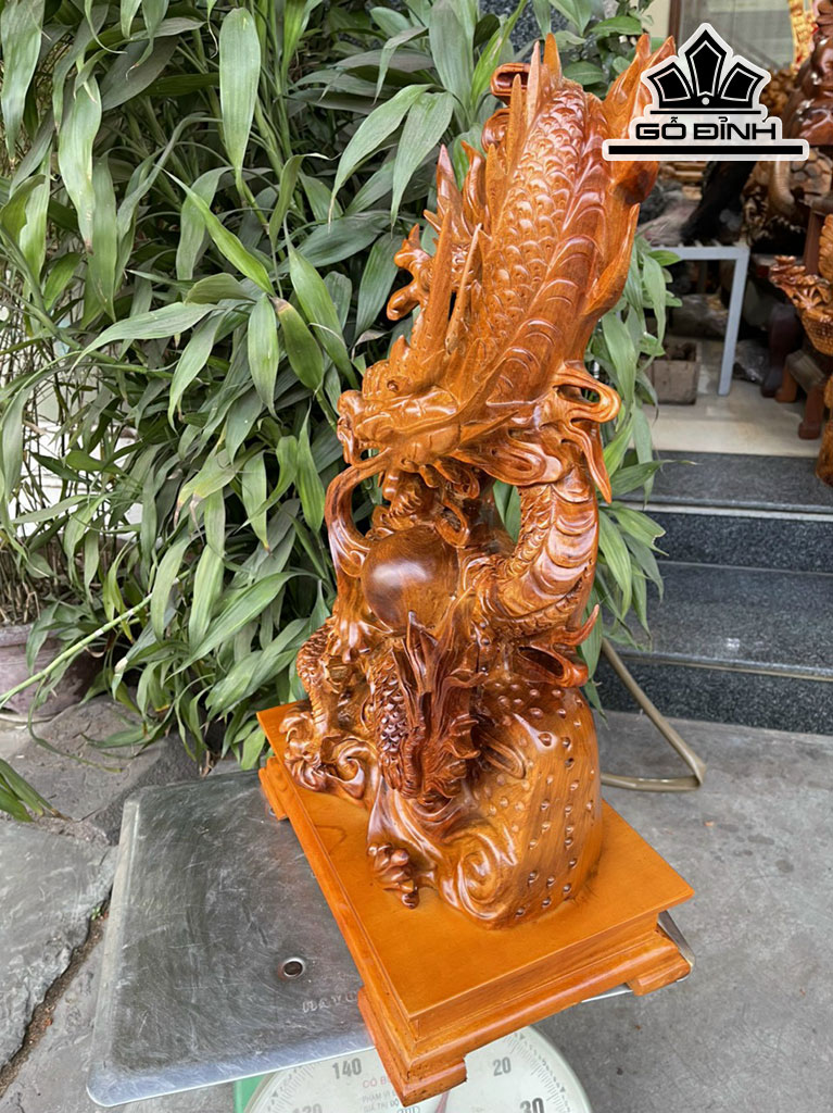tuong-nhat-long-nha-ngoc-go-huong-cao-62-ngang-35-sau-22-cm-436668