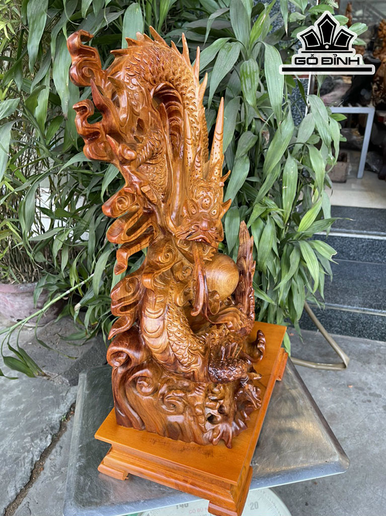 tuong-nhat-long-nha-ngoc-go-huong-cao-62-ngang-35-sau-22-cm-436670
