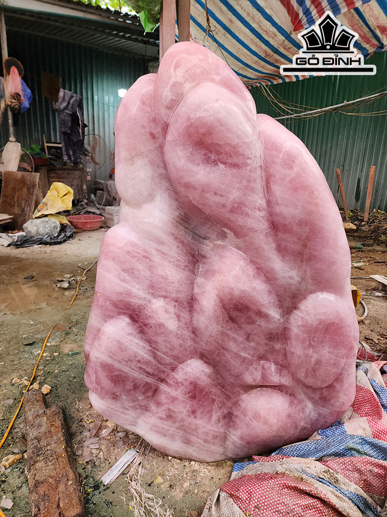 nui-canh-da-thach-anh-hong-cao-135-ngang-37-sau-62-rieng-da-cao-88-cm-221kg-437010