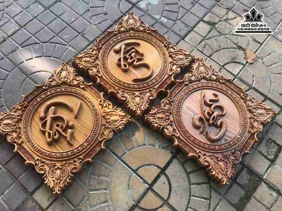 Tranh-Chu-Tam-Tri-Nhan-go-du-sam-