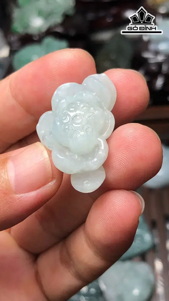 Mặt Dây Chuyền Hoa Sen Đá Cẩm Thạch Cao 33 Ngang 20,5 Sâu 11,5 (mm) 9g
