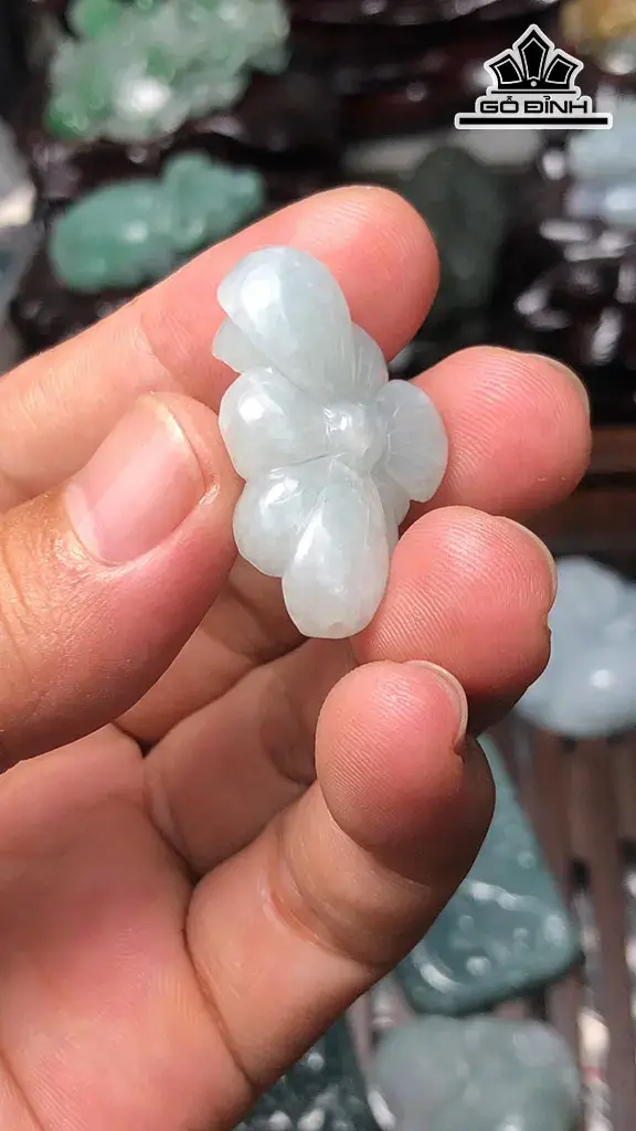 Mặt Dây Chuyền Hoa Sen Đá Cẩm Thạch Cao 33 Ngang 20,5 Sâu 11,5 (mm) 9g
