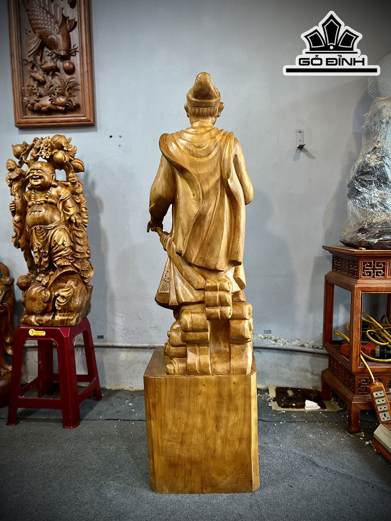 tuong-tran-quoc-tuan-go-ngoc-am-cao-140-ngang-40-sau-37-cm-437836