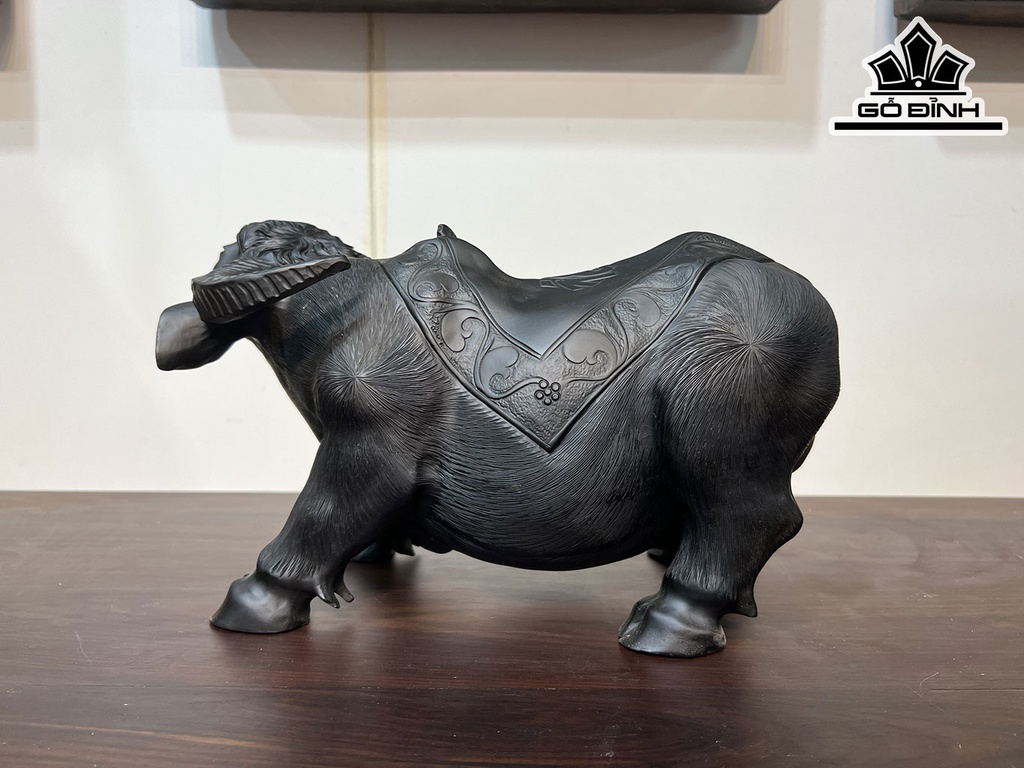 tuong-trau-go-mun-sung-cao-18-ngang-32-sau-14-cm-437838