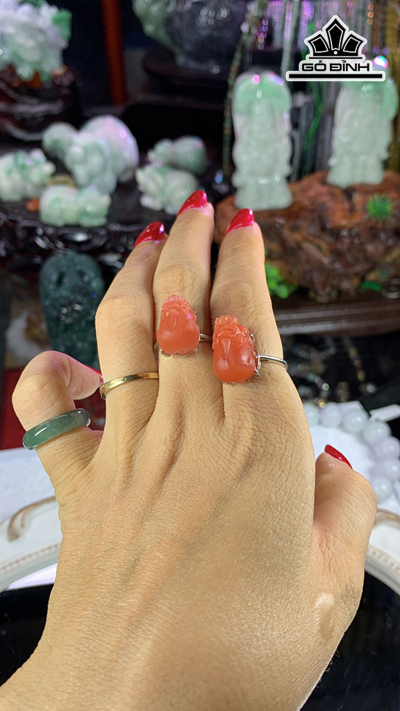 Mặt Dây Chuyền Tỳ Hưu Đá Mã Não Nam Hồng Cao 16,8 Ngang 19,6 Sâu 10,2 (mm) 4,3g