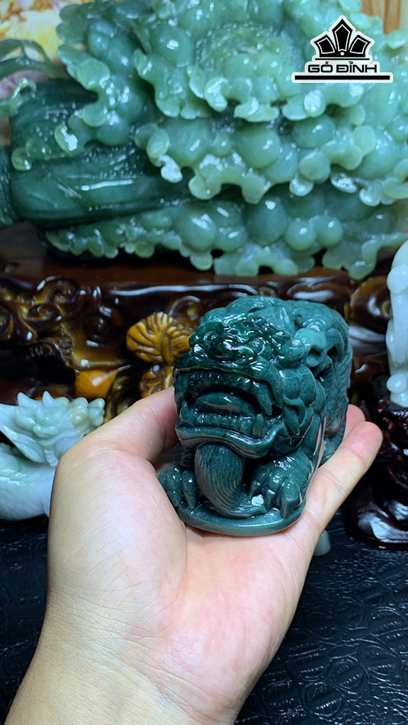 Tác Phẩm Tỳ Hưu Phi Thiên Đá Cẩm Thạch Cao 106,5 Ngang 50,8 Sâu 62,4 (mm) 790g