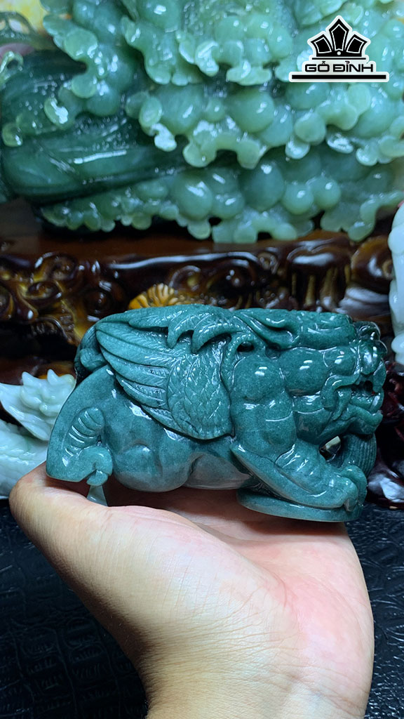 Tác Phẩm Tỳ Hưu Phi Thiên Đá Cẩm Thạch Cao 106,5 Ngang 50,8 Sâu 62,4 (mm) 790g