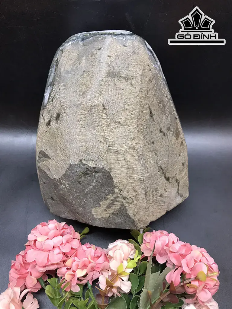 Tinh Thể Đá Thạch Anh Tím Nổi Hoa Cao 16 Ngang 15,8 Sâu 9,5 (cm) 6kg