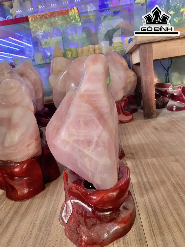 Đá Cảnh Đá Thạch Anh Hồng Cao 19 Ngang 38 (cm) 8,9kg