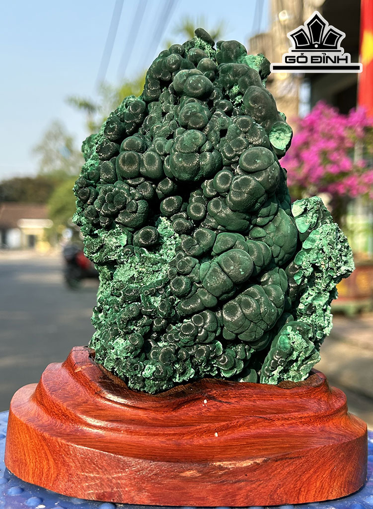 Tác Phẩm Đá Malachite Cao 19 Ngang 13 (cm) 1,57kg
