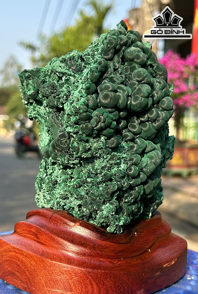 Tác Phẩm Đá Malachite Cao 19 Ngang 13 (cm) 1,57kg