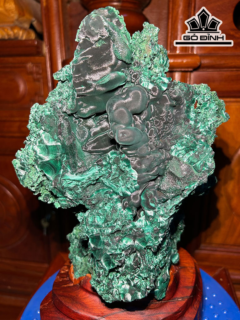 Tác Phẩm Đá Malachite Cao 30 (cm) 5,8kg