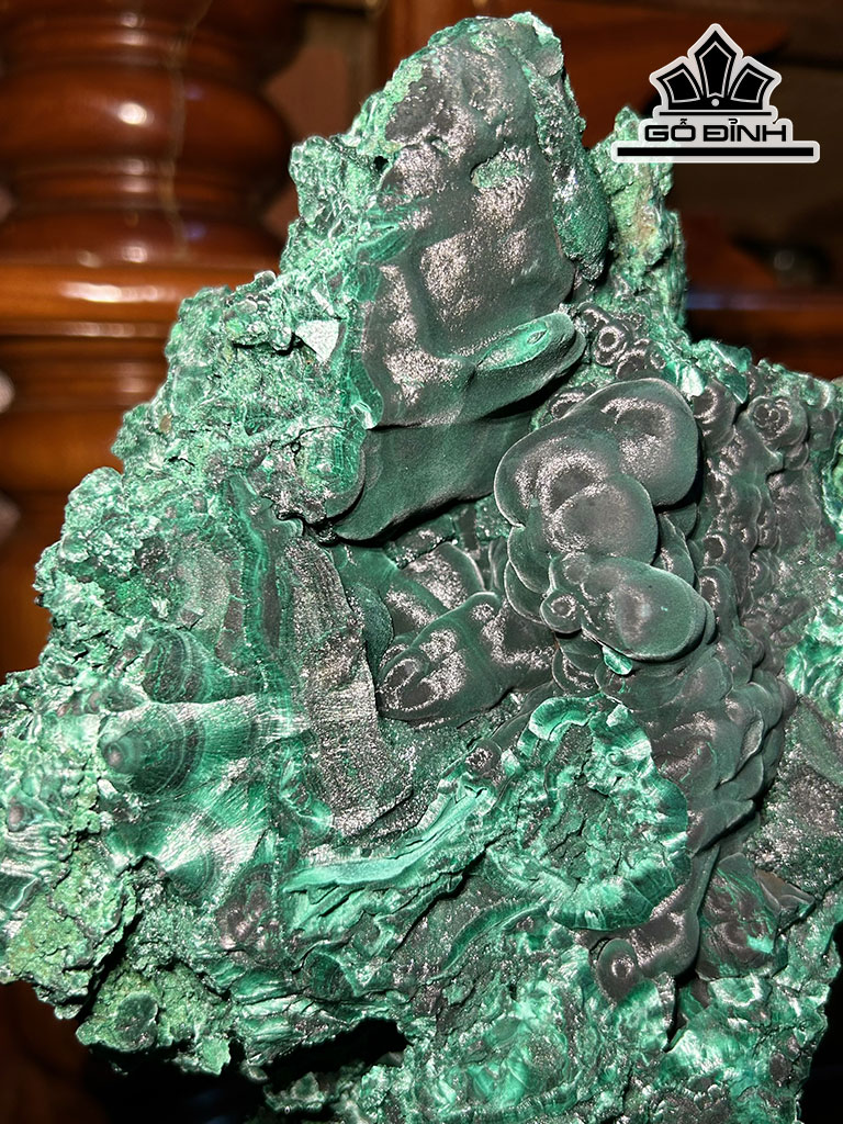 Tác Phẩm Đá Malachite Cao 30 (cm) 5,8kg