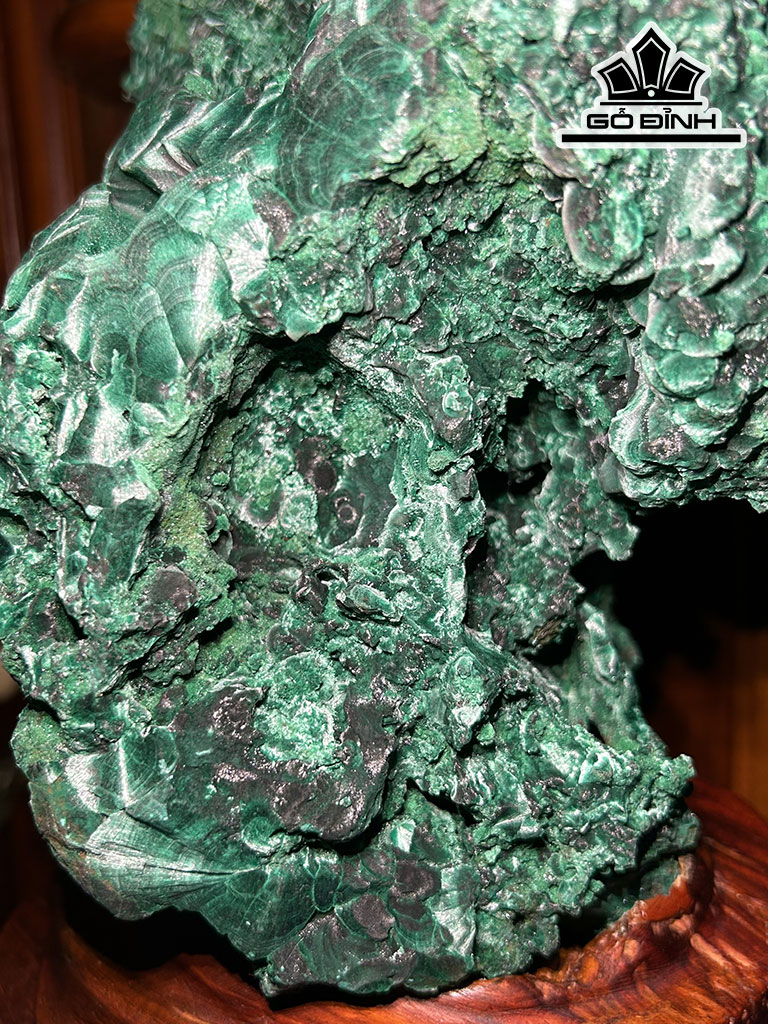 Tác Phẩm Đá Malachite Cao 30 (cm) 5,8kg
