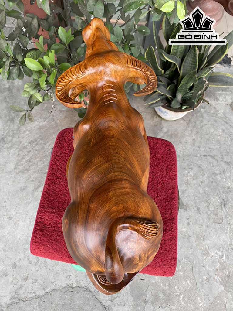 tuong-trau-go-huong-cao-37-ngang-50-sau-24-cm-440172