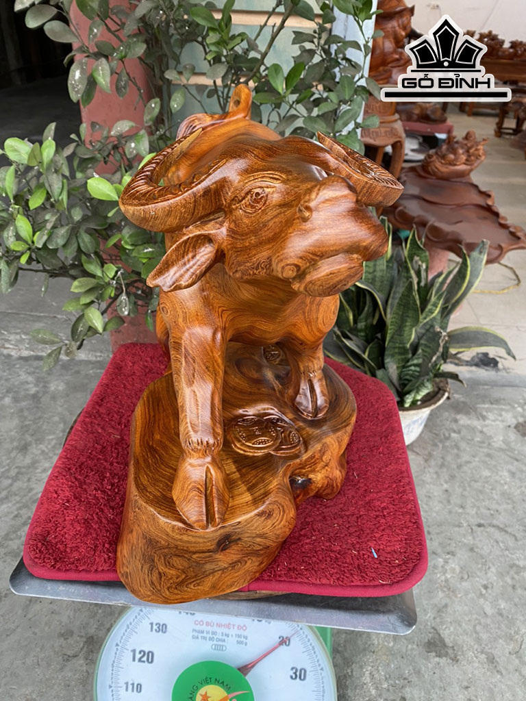 tuong-trau-go-huong-cao-37-ngang-50-sau-24-cm-440174