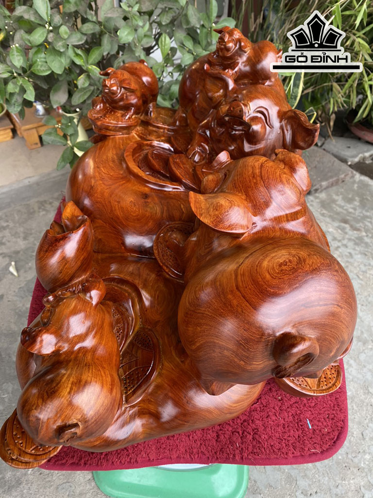 tuong-gia-dinh-heo-go-huong-cao-27-ngang-62-sau-36-cm-440185