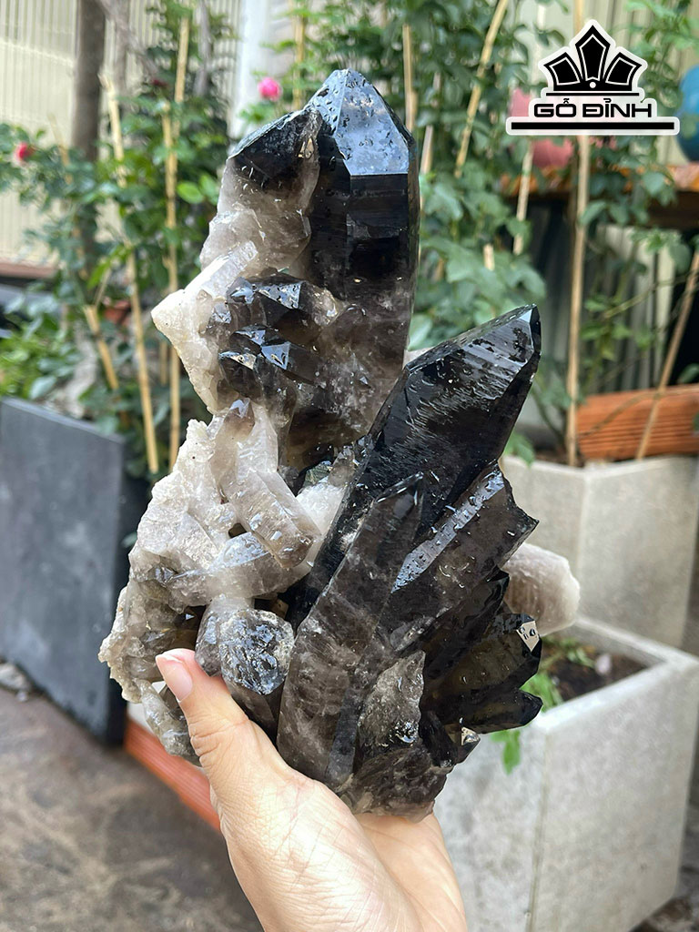 Tác Phẩm Đá Thạch Anh Khói ( Smoky Quartz ) 2,428kg