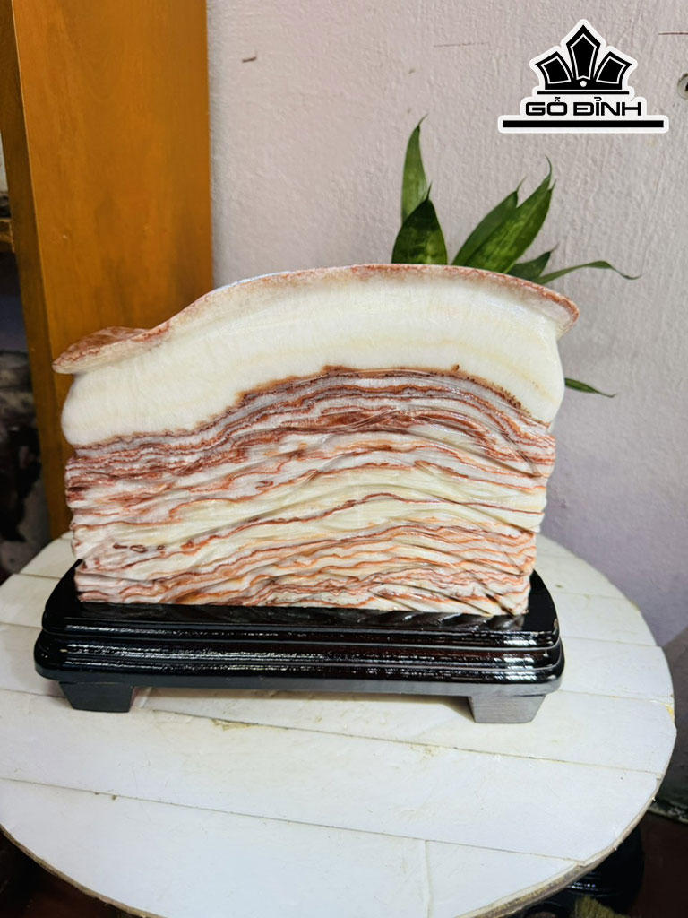Tác Phẩm Đá Thịt Heo (Canxit) Cao 20 Ngang 22 (cm) 4,5kg