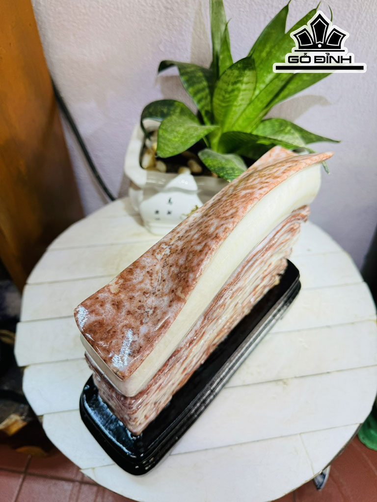 Tác Phẩm Đá Thịt Heo (Canxit) Cao 20 Ngang 22 (cm) 4,5kg