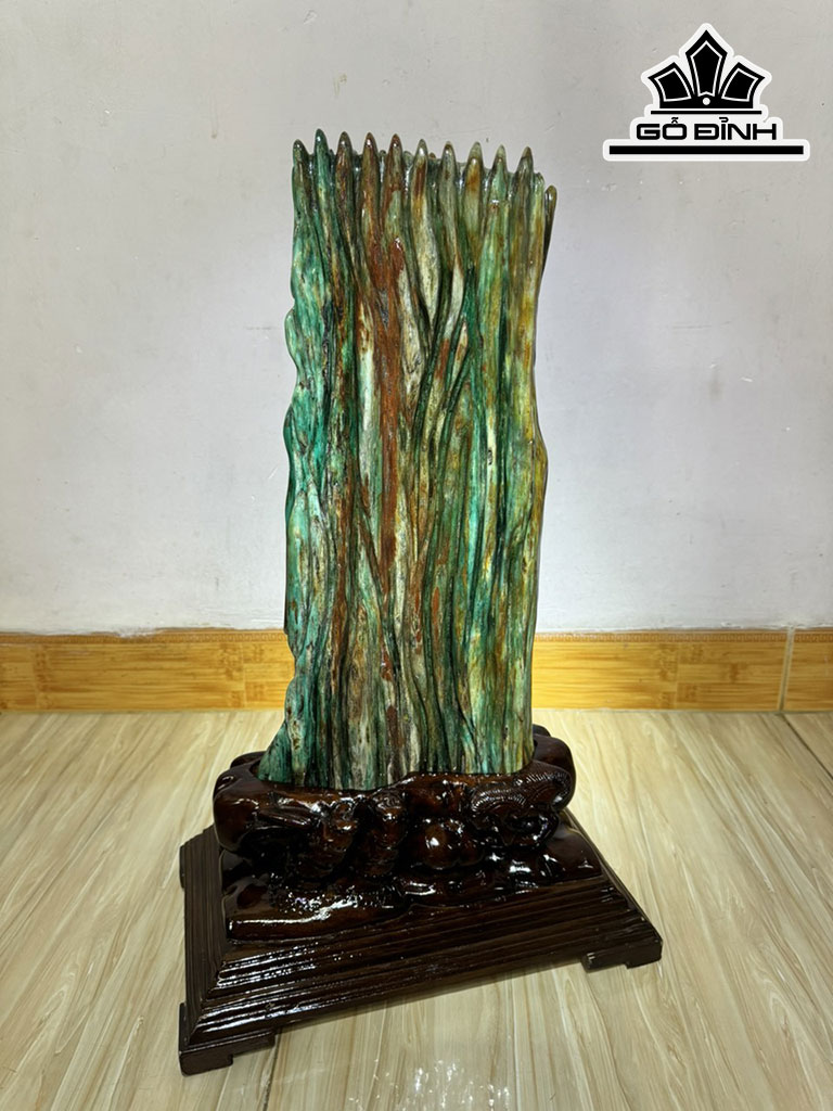 Tác Phẩm Gỗ Hóa Thạch Cao 58 Ngang 20 (cm) 8,7kg