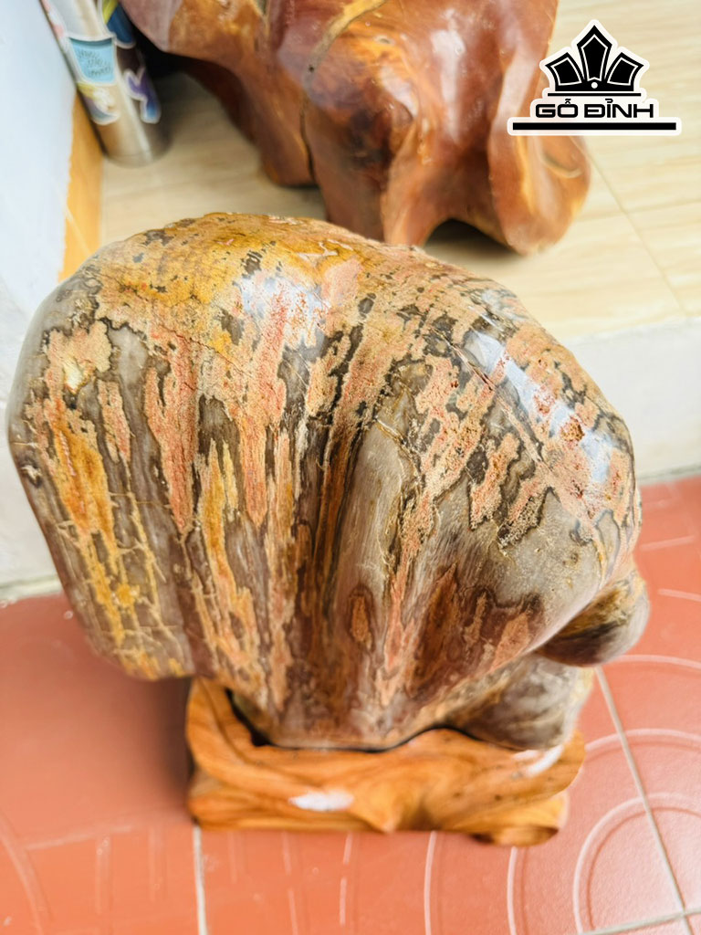 Tác Phẩm Gỗ Hóa Thạch Cao 56 Ngang 30 (cm) 30kg