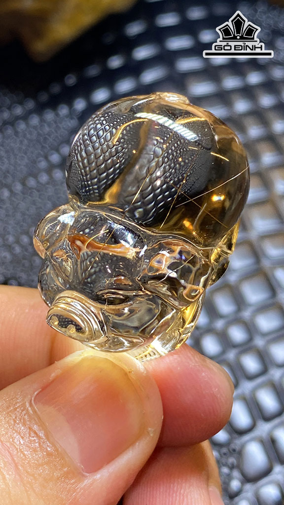 Mặt Dây Chuyền Heo Đá Thạch Anh Tóc Nâu Cao 33,6 Ngang 24,3 Sâu 19,9 (mm) 23,3g