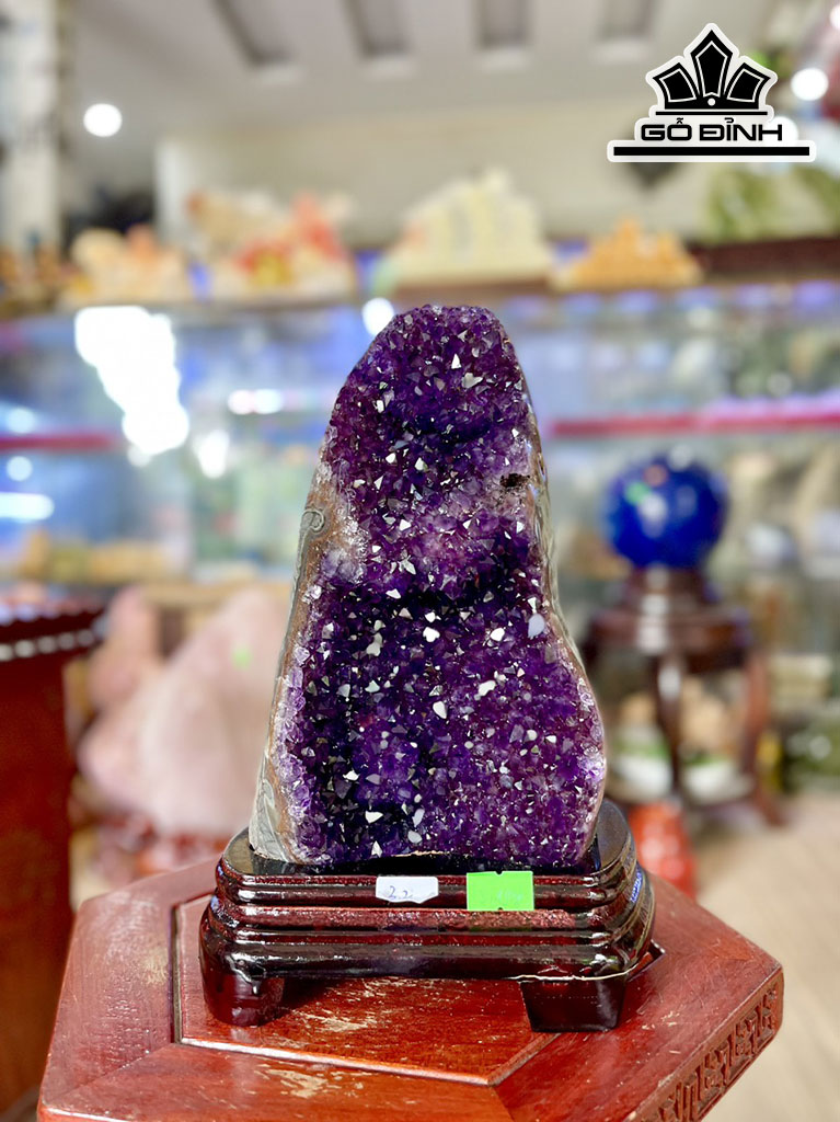 Hốc Đá Thạch Anh Tím Cao 22 Ngang 13 (cm) 3,19kg