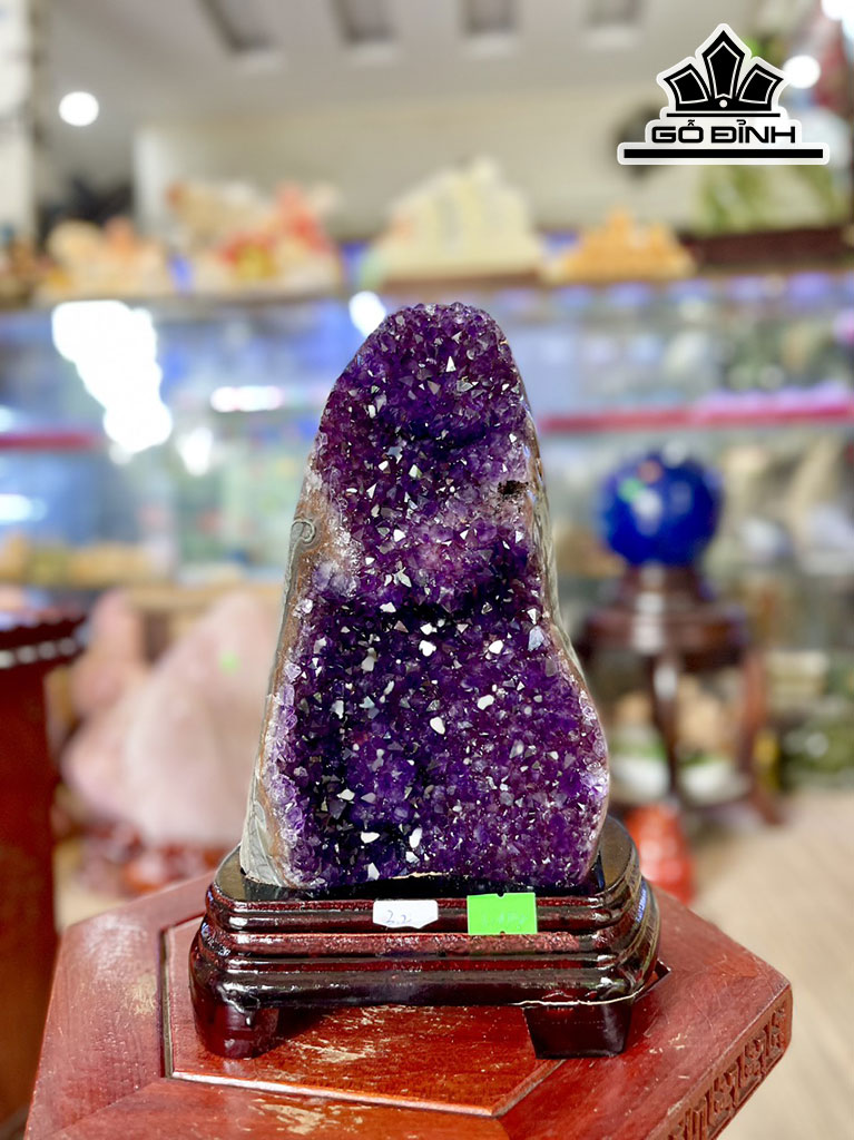 Hốc Đá Thạch Anh Tím Cao 22 Ngang 13 (cm) 3,19kg