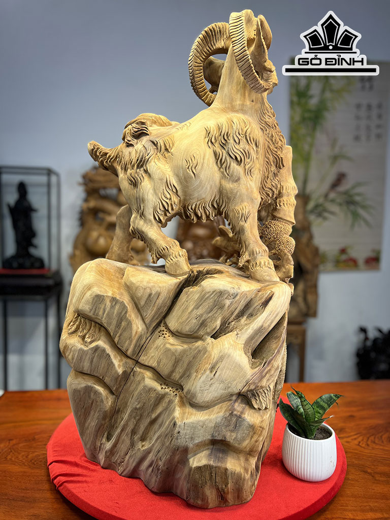 tuong-de-tai-loc-nhan-sam-go-ngoc-am-cao-85-ngang-40-sau-25-cm-442703