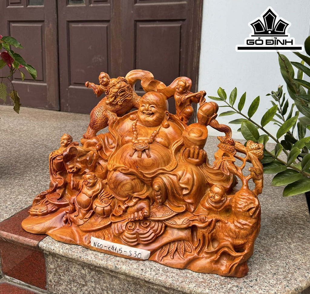 tuong-phat-di-lac-go-huong-cao-60-ngang-415-sau-30-cm-442900