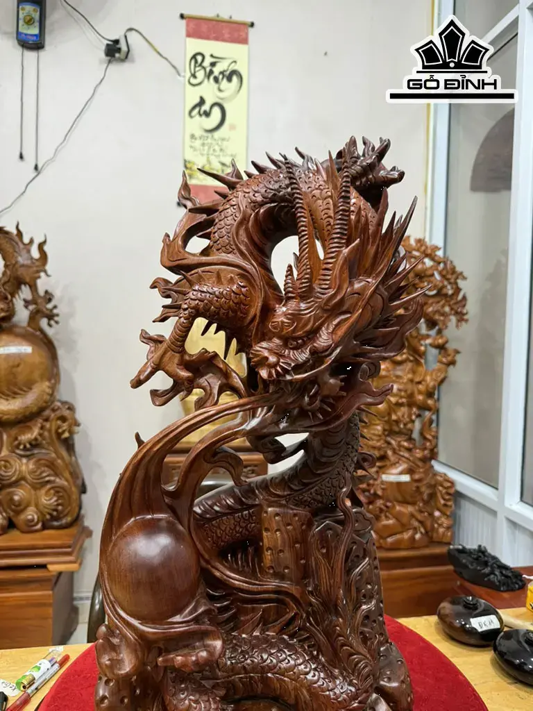 tuong-rong-nhat-long-nha-ngoc-go-huong-cao-66-ngang-33-sau-21-cm-442924