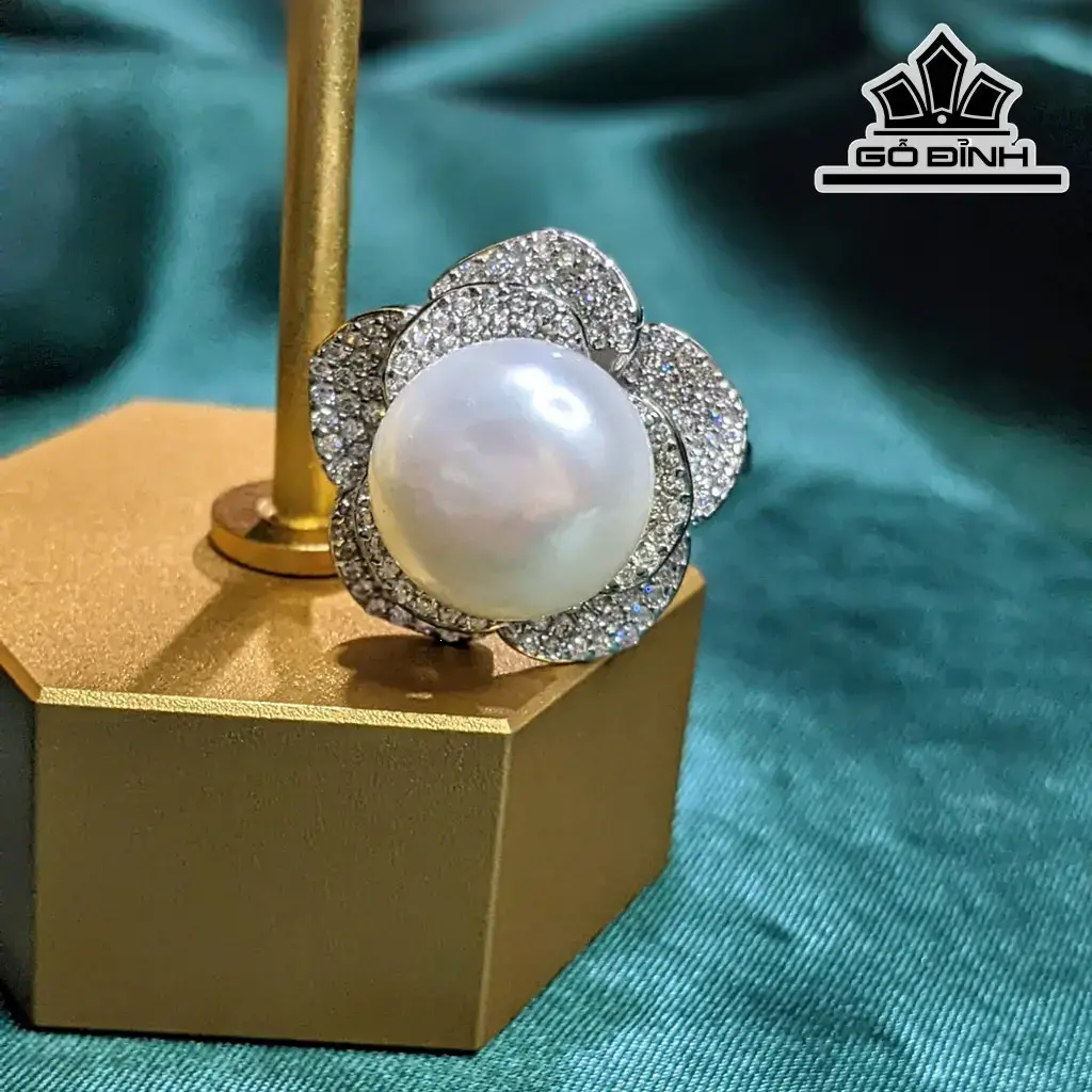 Nhẫn Ngọc Trai Bán Cầu Size 11,5 Li