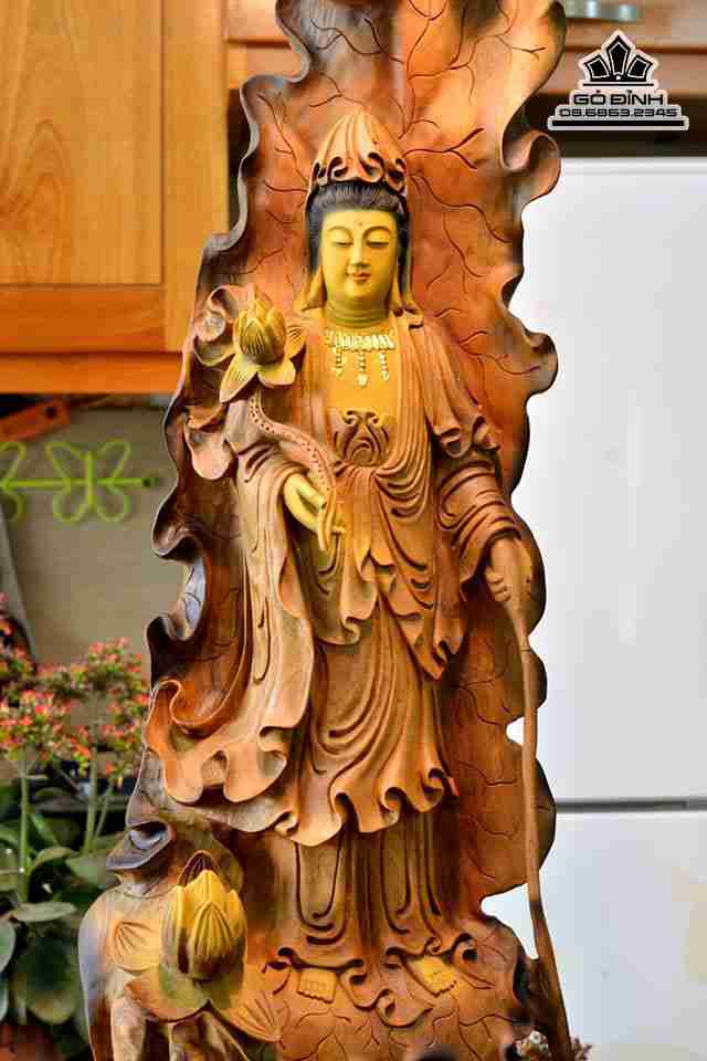 Tuong-Phat-Ba-Quan-Am-go-lua-bach-xanh-