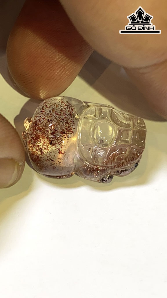 Mặt Dây Chuyền Tỳ Hưu Đá Thạch Anh Tóc Dâu Tây Cao 25 Ngang 16,5 Sâu 11,8 (mm) 7,8g