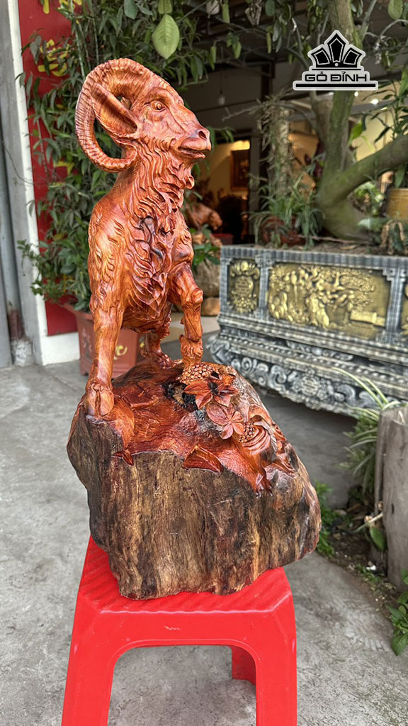 tuong-nhat-duong-go-cam-cao-58-ngang-34-sau-30-cm-444883