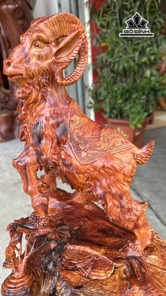 tuong-nhat-duong-go-cam-cao-58-ngang-34-sau-30-cm-444885