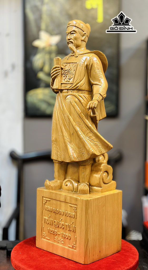 tuong-tran-quoc-tuan-go-ngoc-am-cao-81-ngang-25-sau-20-cm-445116