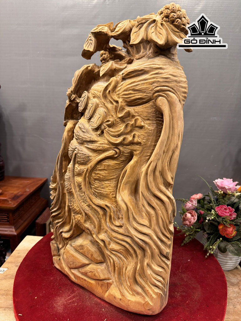 nhan-sam-go-ngoc-am-cao-64-ngang-36-sau-23-cm-25kg-445139