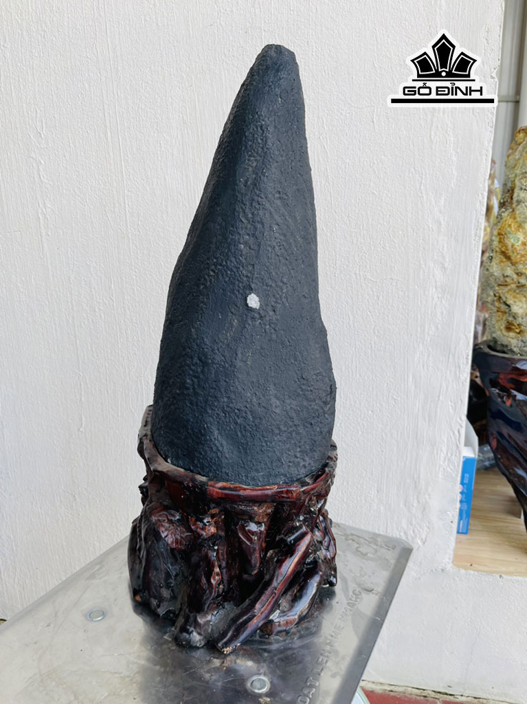 hoc-da-thach-anh-vang-cao-56-ngang-18-cm-148kg-445621