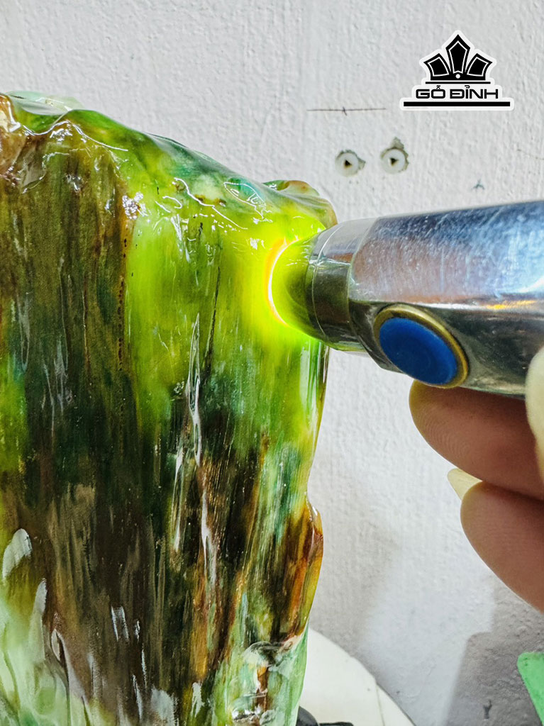 tac-pham-go-hoa-ngoc-cao-34-ngang-20-cm-66kg-445663